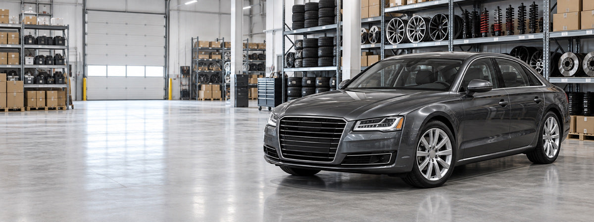 Banner Audi A8 en almacén de repuestos