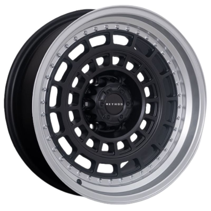 RW® - 18X9 6X139.7 ET0 CB110.5 SMATE BLACK/RING POLISH